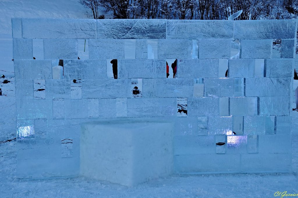 1401-130-Just-another-light-in-the-wall.JPG - Just another light in the wall - 3�me PRIX DU JURY