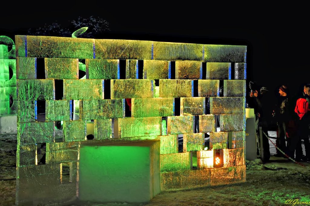 1401-339-Just-another-light-in-the-wall.JPG - Just another light in the wall - 3�me PRIX DU JURY